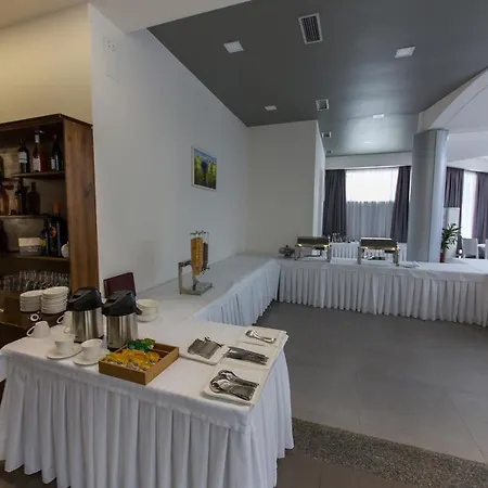 Aler Luxury Durres 4*