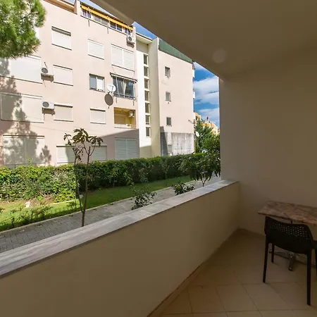 Aler Luxury Durres 4*